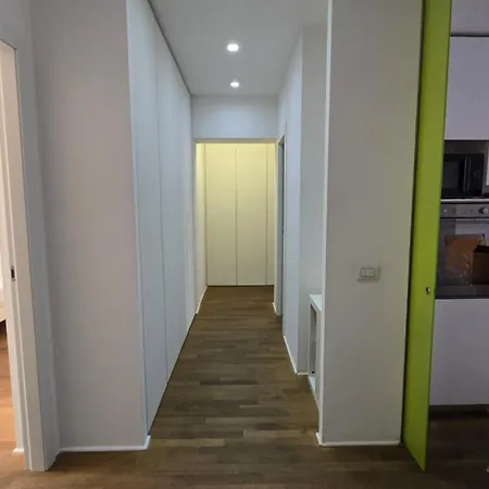 Greta'S House-3